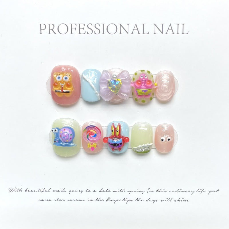 大人向けのヌーディーグラデーションネイルチップ。Sen Nailの上品なショートデザインです。