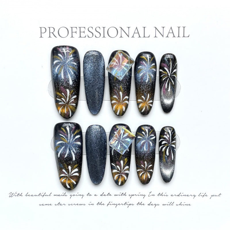 大人向けのヌーディーグラデーションネイルチップ。Sen Nailの上品なショートデザインです。