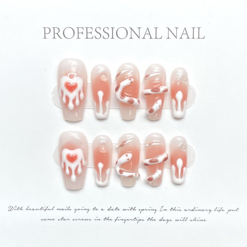 大人向けのヌーディーグラデーションネイルチップ。Sen Nailの上品なショートデザインです。
