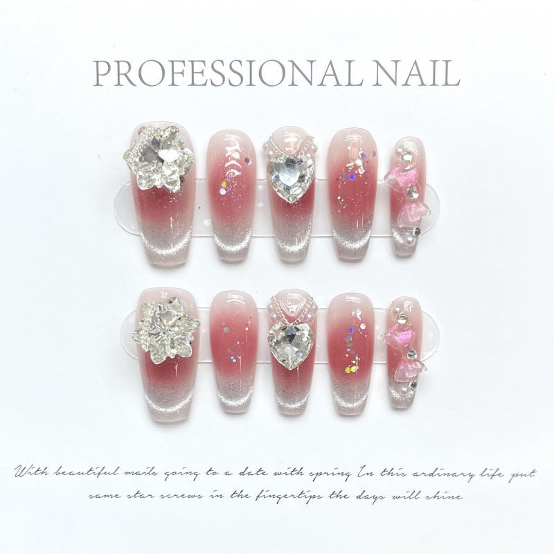 大人向けのヌーディーグラデーションネイルチップ。Sen Nailの上品なショートデザインです。