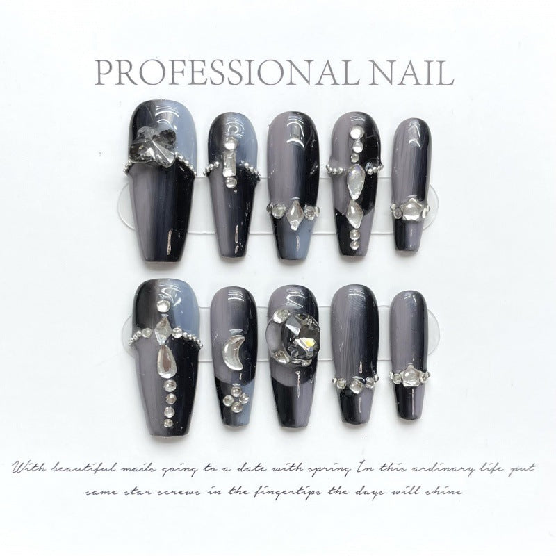 大人向けのヌーディーグラデーションネイルチップ。Sen Nailの上品なショートデザインです。