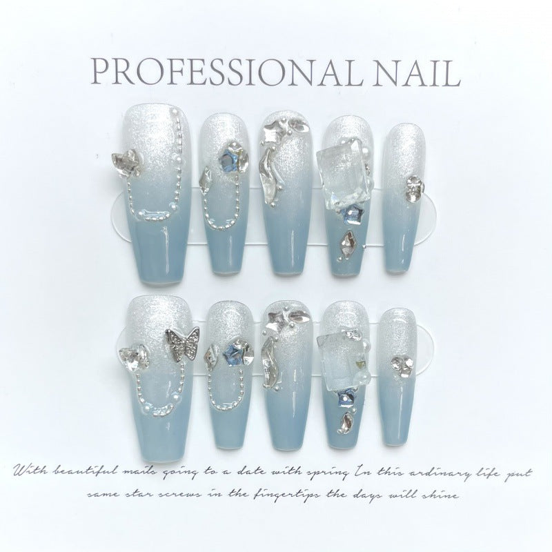 大人向けのヌーディーグラデーションネイルチップ。Sen Nailの上品なショートデザインです。