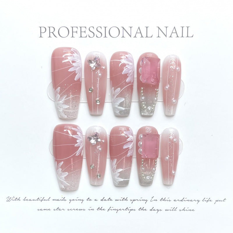 大人向けのヌーディーグラデーションネイルチップ。Sen Nailの上品なショートデザインです。