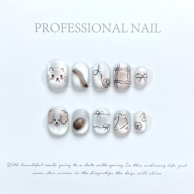 大人向けのヌーディーグラデーションネイルチップ。Sen Nailの上品なショートデザインです。