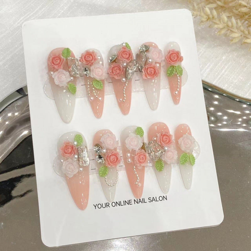大人向けの春夏フラワーネイルチップ。Sen Nailの爽やかなニュアンスデザインです。
