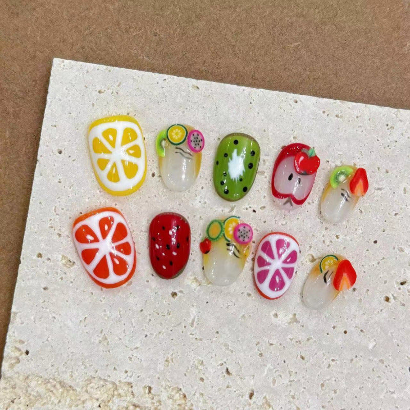大人向けの春夏フラワーネイルチップ。Sen Nailの爽やかなニュアンスデザインです。
