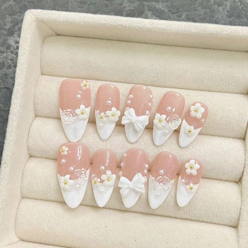 大人向けの春夏フラワーネイルチップ。Sen Nailの爽やかなニュアンスデザインです。