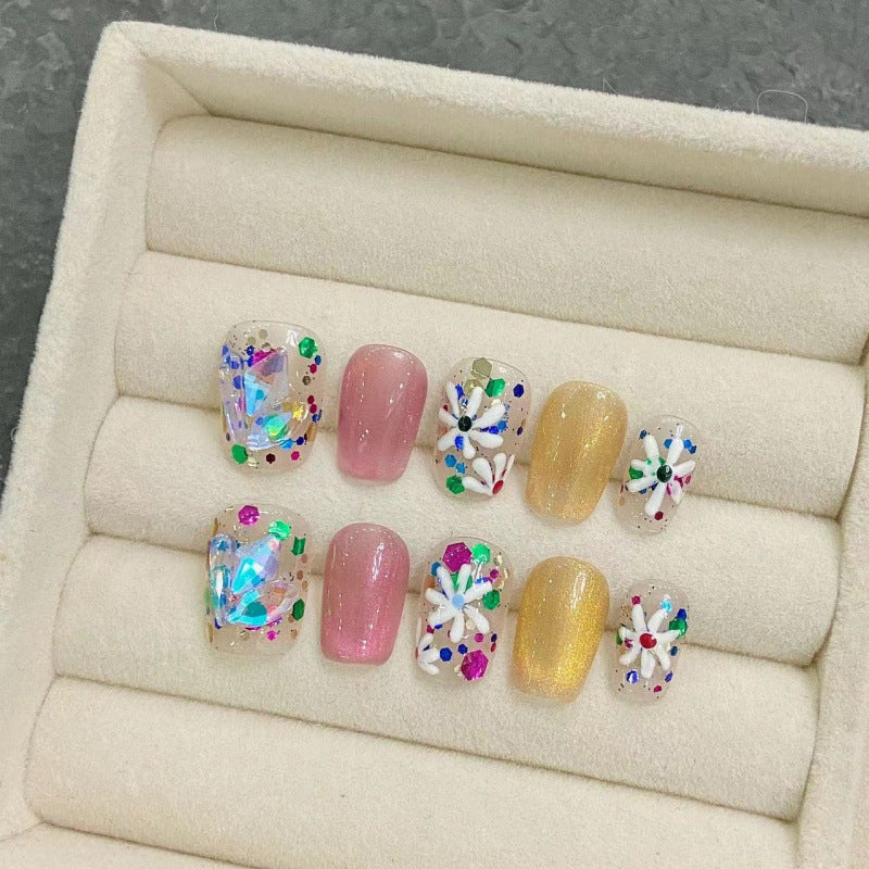 大人向けの春夏フラワーネイルチップ。Sen Nailの爽やかなニュアンスデザインです。