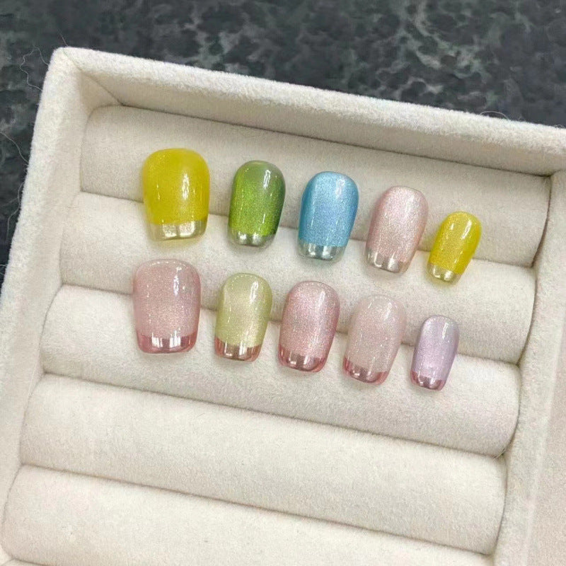 大人向けの春夏フラワーネイルチップ。Sen Nailの爽やかなニュアンスデザインです。