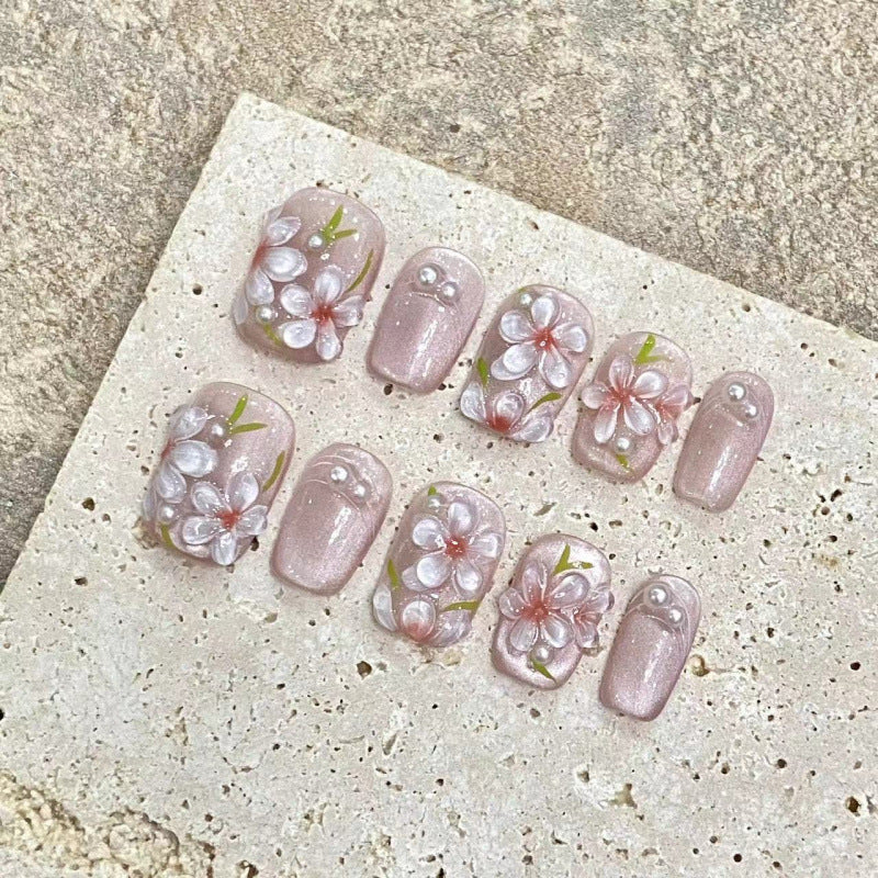 大人向けの春夏フラワーネイルチップ。Sen Nailの爽やかなニュアンスデザインです。