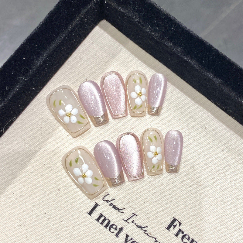 大人向けの春夏フラワーネイルチップ。Sen Nailの爽やかなニュアンスデザインです。