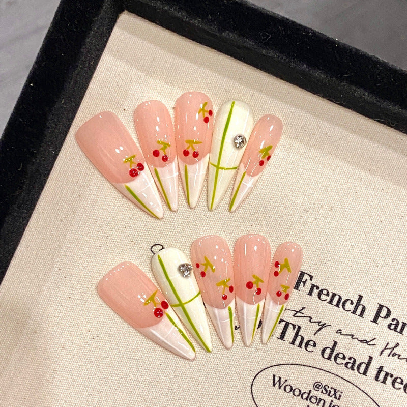 大人向けの春夏フラワーネイルチップ。Sen Nailの爽やかなニュアンスデザインです。